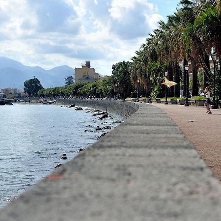 Home Square Milazzo Exteriör bild