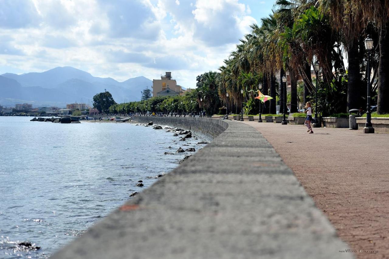 Home Square Milazzo Exteriör bild